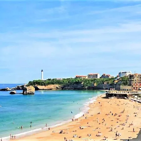 Biarritz, 2 Pieces, 4 Personnes - Fr-1-3-570 *